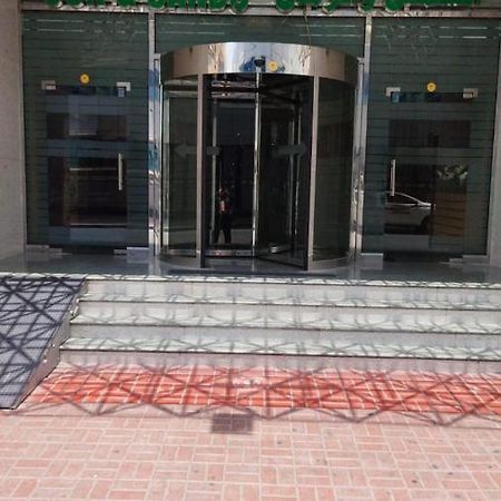 Sun & Sands Hotel Llc Dubai Exteriör bild